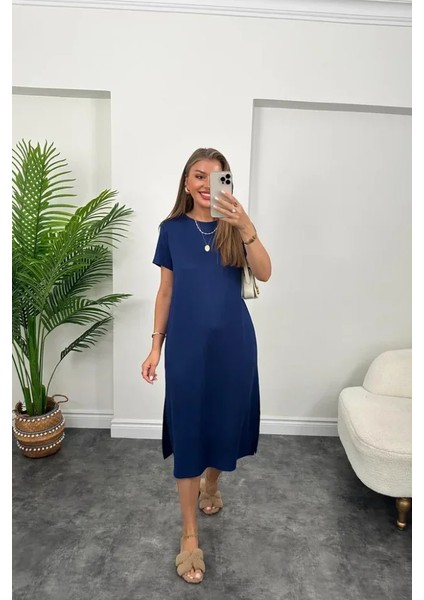Kadın Kısa Kollu Çift Yırtmaç Detaylı Salaş Viskon Elbise fiyatları