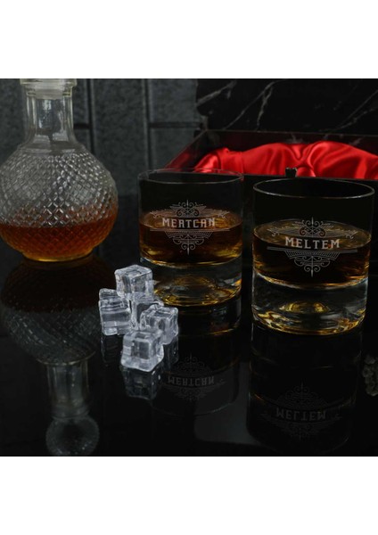 Retro Arma Tasarımlı Isme Özel Viski Kadehi Seti