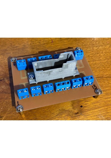 Vag 1594/16 Pin Başlık Kılıfı (Plastik Aparattır!!!)