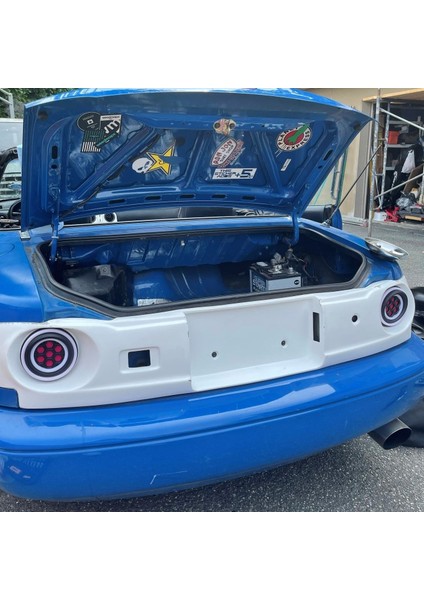 Miata Garaj Vary Petek LED Kuyruk Işıkları (Plastik Aparattır!!!)