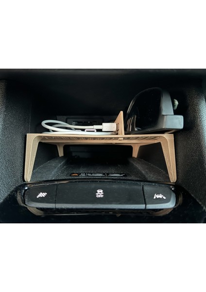 Chevy Bolt Cubby Rafı (Plastik Aparattır!!!)