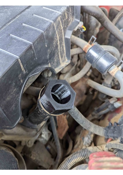 2. Gen Tacoma 4.0 Yağ Doldurma Huni Adaptörü (Plastik Aparattır!!!)