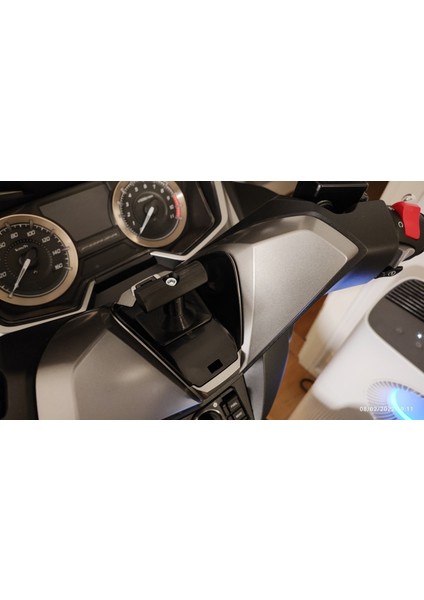 Honda Forza 350 Telefon Tutucu Adaptörü (Plastik Aparattır!!!) modelleri