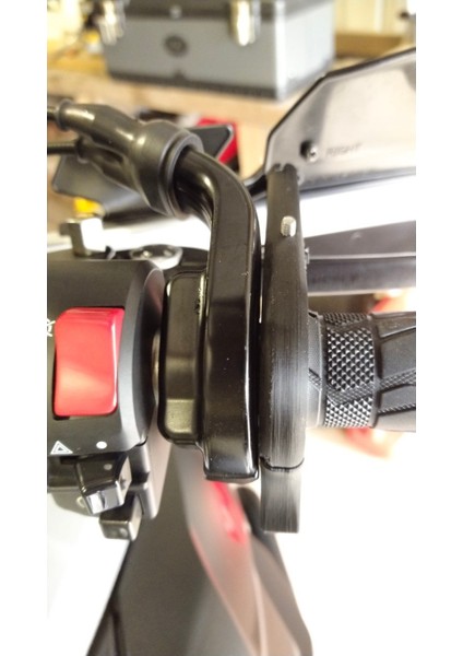 Gaz Kelebeği Kilidi Seyir Kontrolü Suzuki V-Strom (Plastik Aparattır!!!) modelleri