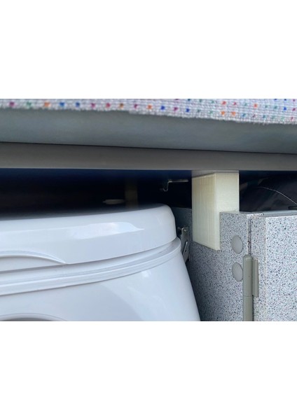Eurovan Weekender Arka Raf Yükseltici Braketi (Plastik Aparattır!!!) indirimleri