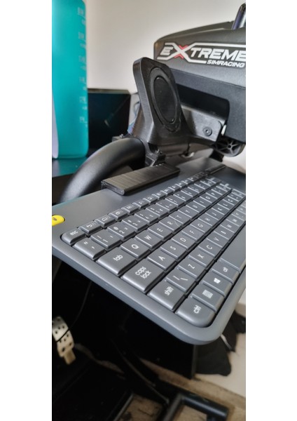 Logitech K400 Kokpit Standı (Plastik Aparattır!!!)