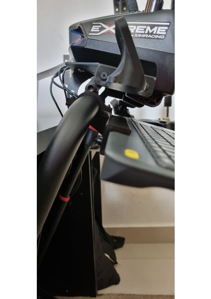 Logitech K400 Kokpit Standı (Plastik Aparattır!!!)