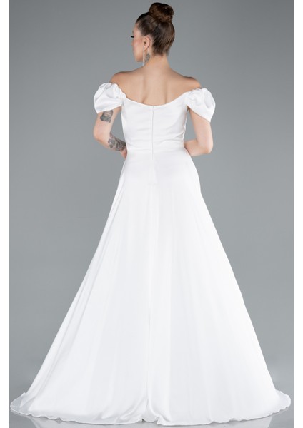 Kayık Yaka Yırtmaçlı Uzun Saten Abiye Elbise ABU4508 fiyatları