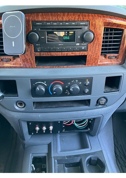 2006- 2009 Dodge Ram Telefon Montajı (Plastik Aparattır!!!) indirimleri
