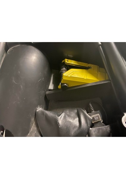 Yamaha Fz6 Gövde Cebi (Plastik Aparattır!!!)
