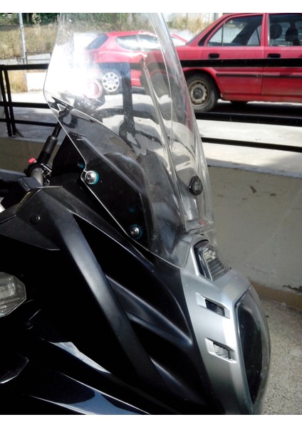Kawasaki Versys 650CC 2011 Için Ön Cam Montajı (Plastik Aparattır!!!)