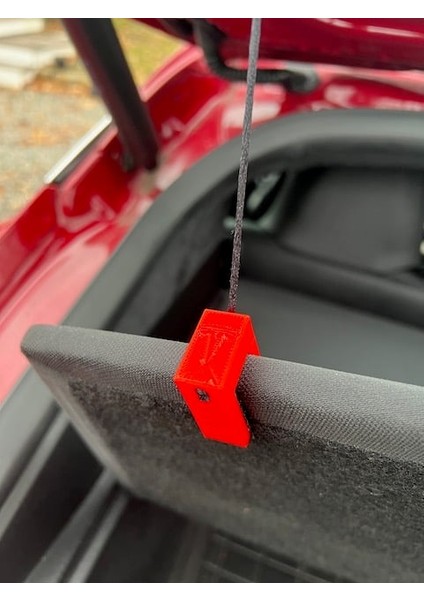 Tesla Model S Parsel Raf Kaldırıcı (Plastik Aparattır!!!)