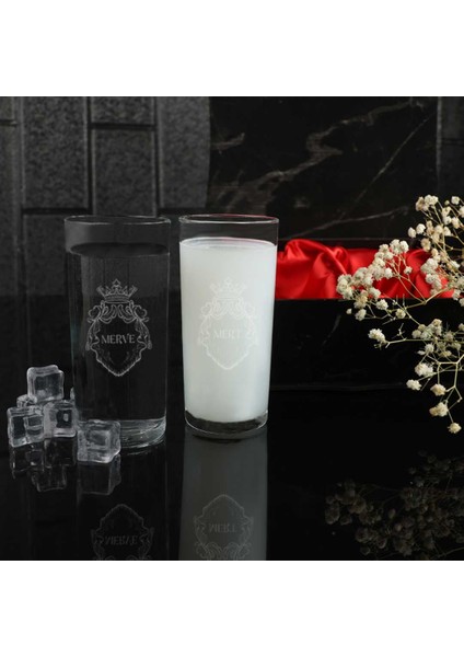 Kraliyet Desenli Isme Özel Rakı Kadehi Seti fırsatları