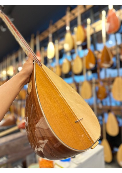 Kısa Sap Tam Profesyonel Özel Tasarım Maun Bağlama 40 Tekne Jak Girişli fiyatları
