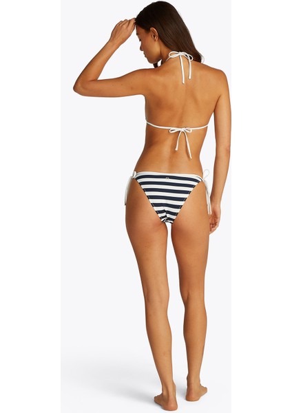 Beyaz Kadın Bikini Üst UW0UW059010LH modelleri