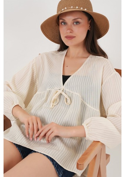 Önü Bağcıklı Uzun Kol Bluz 946 - Krem modelleri