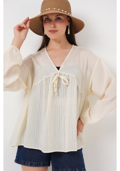 Önü Bağcıklı Uzun Kol Bluz 946 - Krem fırsatları