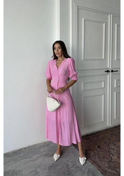 Pembe Arka ve Bel Ucu Gipeli Elbise