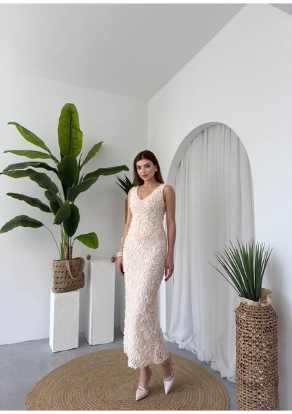 Kren Gül Detaylı Elbise