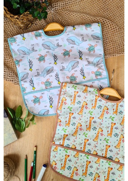 Sıvı Geçirmez Kolsuz 6-24 Ay 2'li Aktivite ve Mama Önlüğü ( Dolphin-Forest) indirimleri