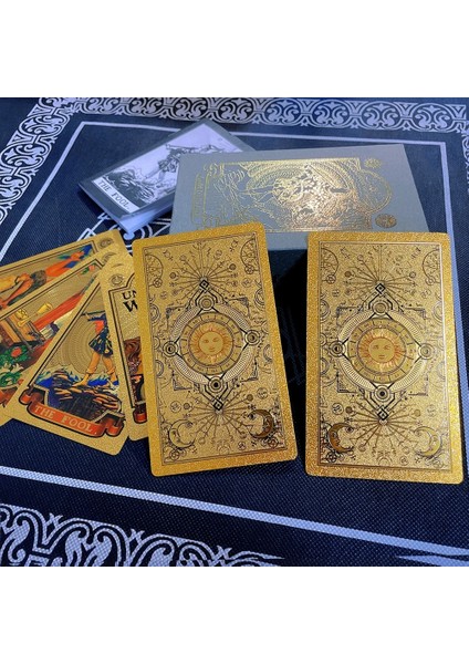 Renkli Stil Kart Geri Apollo Altın Folyo Tarot Sıcak Damgalama Pvc Su Geçirmez Aşınmaya Dayanıklı Masa Oyunu Solitaire Kehanet Hediye Seti Lüks (Yurt Dışından) fiyatları