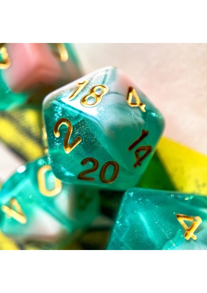 Poludie Pembe Yeşil Glitter Dnd Zar Seti D4~D20 Dungeons And Dragons Için Çokyüzlü Zar Rol Yapma Tahta Oyunu ​mtg Rpg D&d (Yurt Dışından) fiyatları