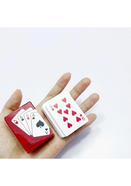 1 Adet Tarzı 1 Adet Mini Solitaire Iskambil Kartları Taşınabilir Seyahat Çok Oyunculu Parti Çocuk Hediye Açık Hava Oyunu Oyuncak 5.3*3.8 cm Masa Oyunu (Yurt Dışından) modelleri