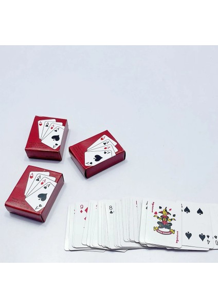 1 Adet Tarzı 1 Adet Mini Solitaire Iskambil Kartları Taşınabilir Seyahat Çok Oyunculu Parti Çocuk Hediye Açık Hava Oyunu Oyuncak 5.3*3.8 cm Masa Oyunu (Yurt Dışından) indirimleri