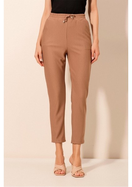 6560 Beli Lastikli Bağcıklı Pantolon - Camel fiyatları