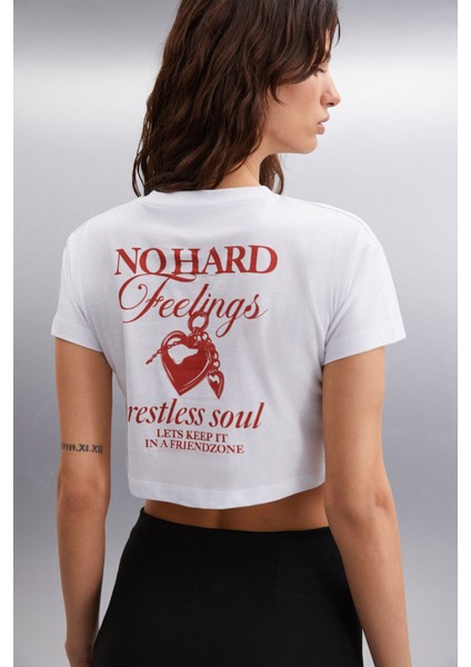 MORAN Kadın %100 Pamuk Beyaz - Kırmızı Baskılı T-Shirt