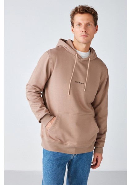 Epic Erkek Yumusaçık Kumaşlı Kapüşonlu Kordonlu Regular Fit Nakışlı Vizon Sweatshirt