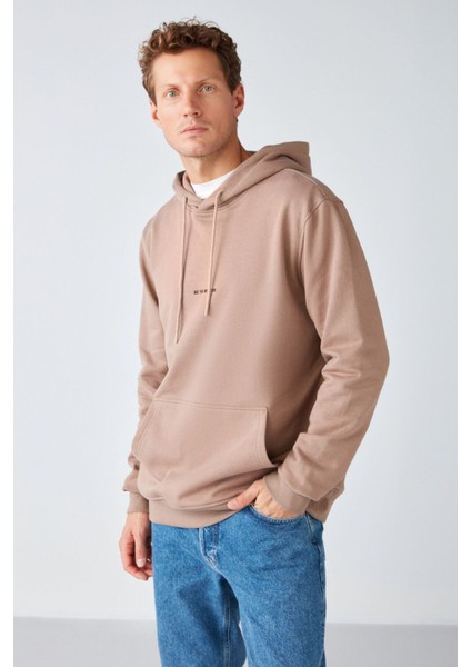 Epic Erkek Yumusaçık Kumaşlı Kapüşonlu Kordonlu Regular Fit Nakışlı Vizon Sweatshirt