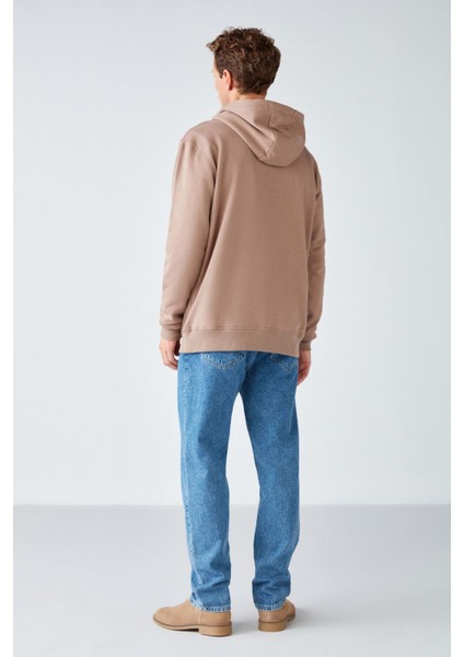 Epic Erkek Yumusaçık Kumaşlı Kapüşonlu Kordonlu Regular Fit Nakışlı Vizon Sweatshirt