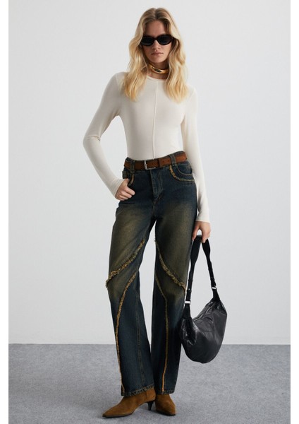 Yensı Kadın Viscon Yuvarlak Yaka Slim Fit Ekru Bluz fiyatları