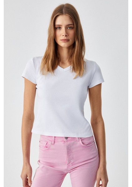 Masroutı Kadın Slim Kısa V Yaka Kısa Kol Beyaz T-Shirt modelleri