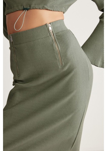Lauren Kadın Slim Fit Fermuar Detaylı Midi Haki Etek fiyatları