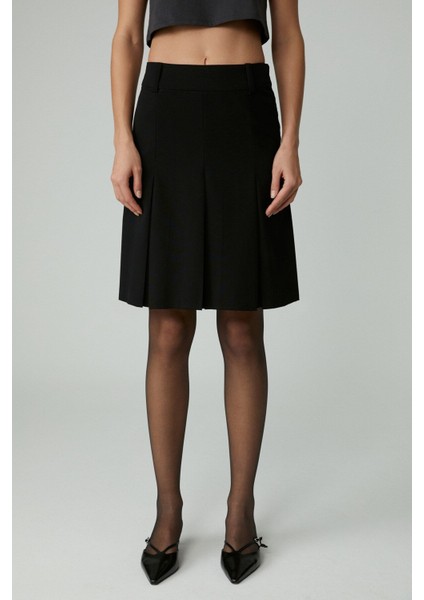 LAVIVA Kadın Kısa Fermuar Detaylı Siyah Etek fırsatları