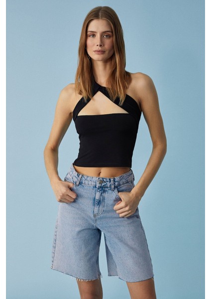 Ujeran Kadın Asimetrik Yaka Slim Fit Kolsuz Siyah Bluz