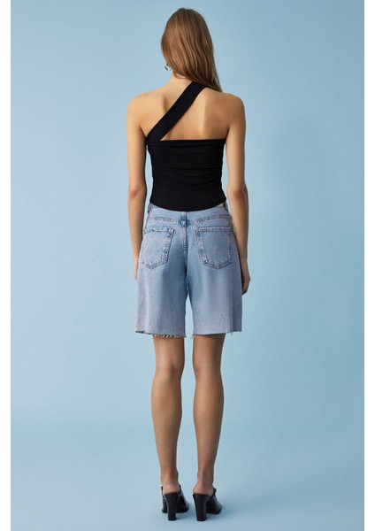 Ujeran Kadın Asimetrik Yaka Slim Fit Kolsuz Siyah Bluz