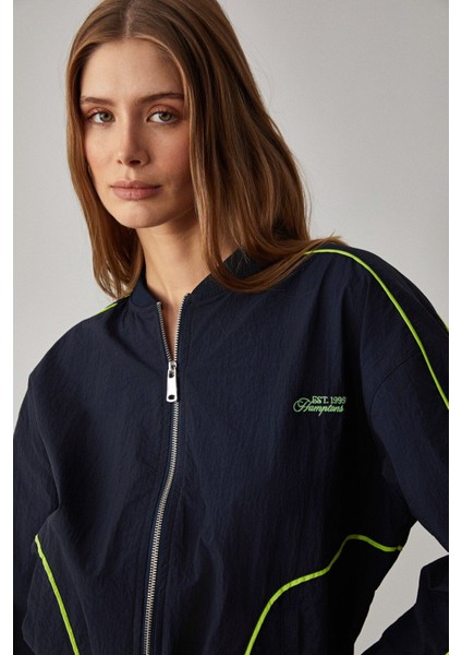 Merlyan Kadın Bomber Yaka Oversize Fermuarlı Lacivert Ceket