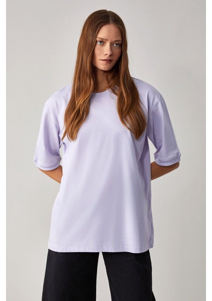 Betsy Kadın %100 Pamuk Bisiklet Yaka Kısa Kollu Fit Relaxed Lila T-Shirt modelleri