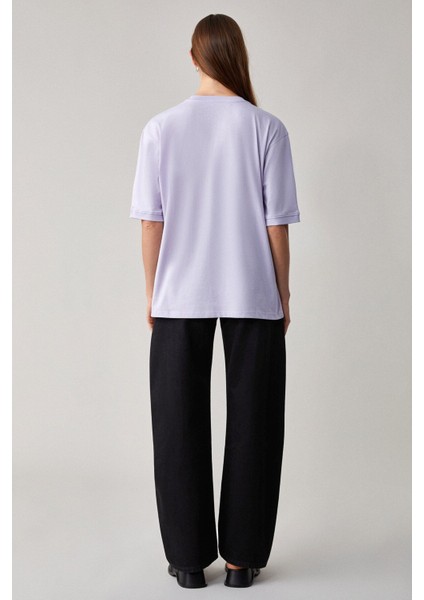 Betsy Kadın %100 Pamuk Bisiklet Yaka Kısa Kollu Fit Relaxed Lila T-Shirt indirimleri