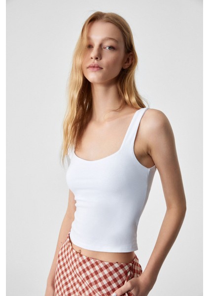 Sanukı Kadın Slim Kısa Oyuk Yaka Beyaz Bluz modelleri