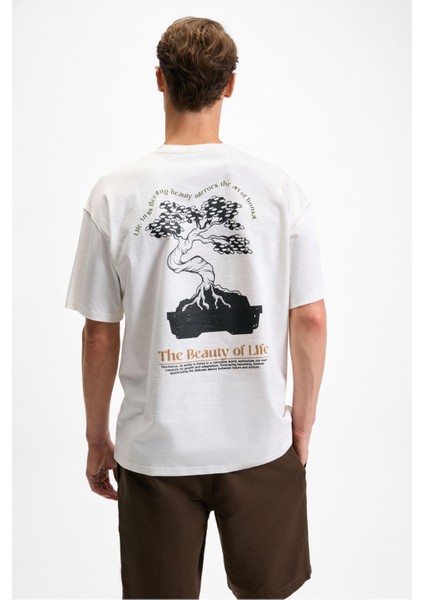 Bonıe Erkek Ön Baskı ve Nakış Detaylı Organik Pamuklu Oversize Bisiklet Yaka Beyaz T-Shirt