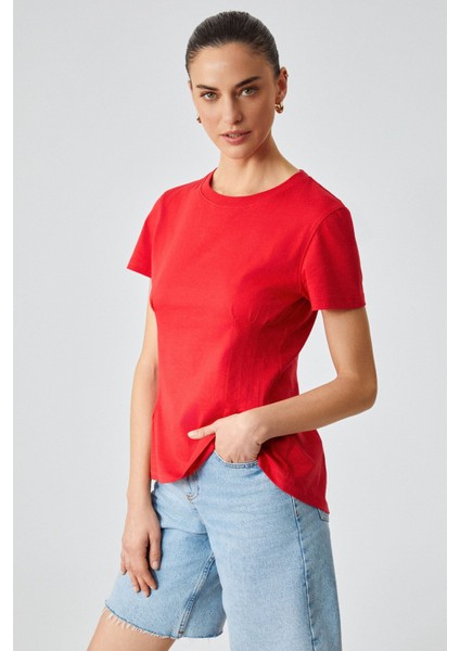 Jessıa Kadın Korse Detaylı Organik Pamuk Bisiklet Yaka Kırmızı T-Shirt fırsatları