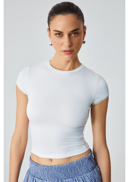 Dulce Kadın Slim Fit Kısa Kollu Beyaz T-Shirt