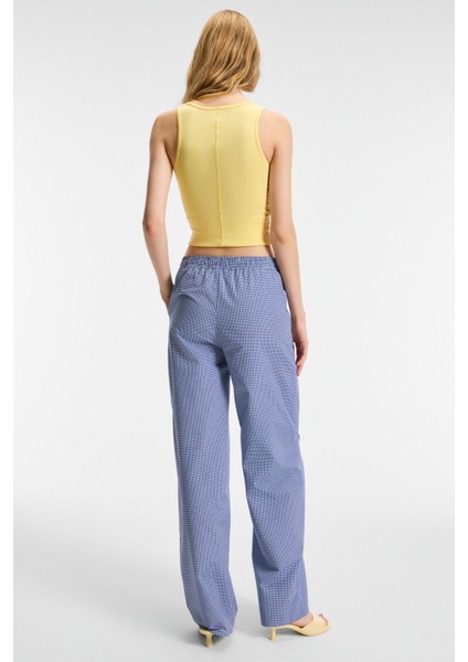 Sephıra Kadın Oyuk Yakalı Yumuşak Kumaşlı Slim Fit Sarı Atlet