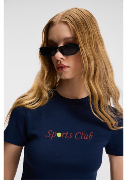 Mıreza Kadın Baskı Detaylı Slim Fit Kısa Kollu Yuvarlak Yaka Lacivert T-Shirt