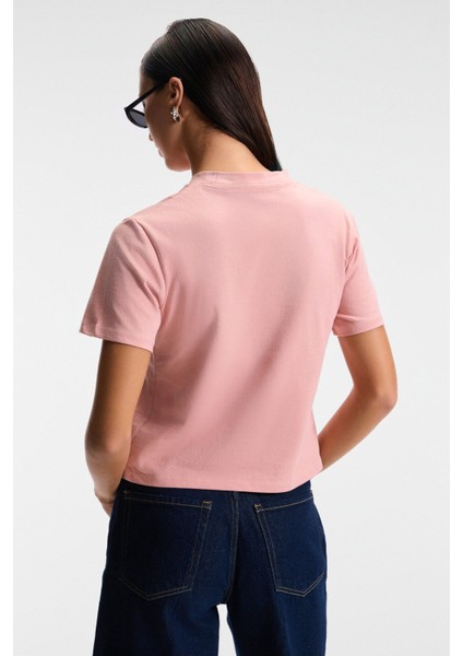 IVONNE Kadın Cocktail Baskı Desenli Kısa Kollu Organik Pamuklu Bisiklet Yaka Crop Pembe T-Shirt indirimleri