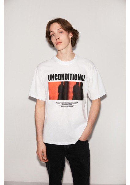 Uncondıtıonal Oversize Beyaz T-Shirt